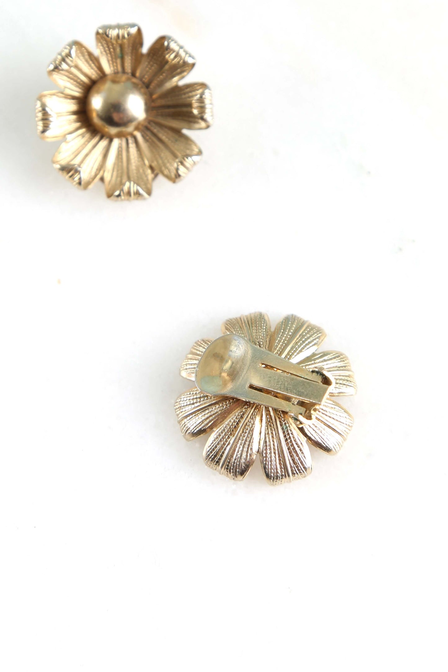 1950's Golden Floral Clip Earrings