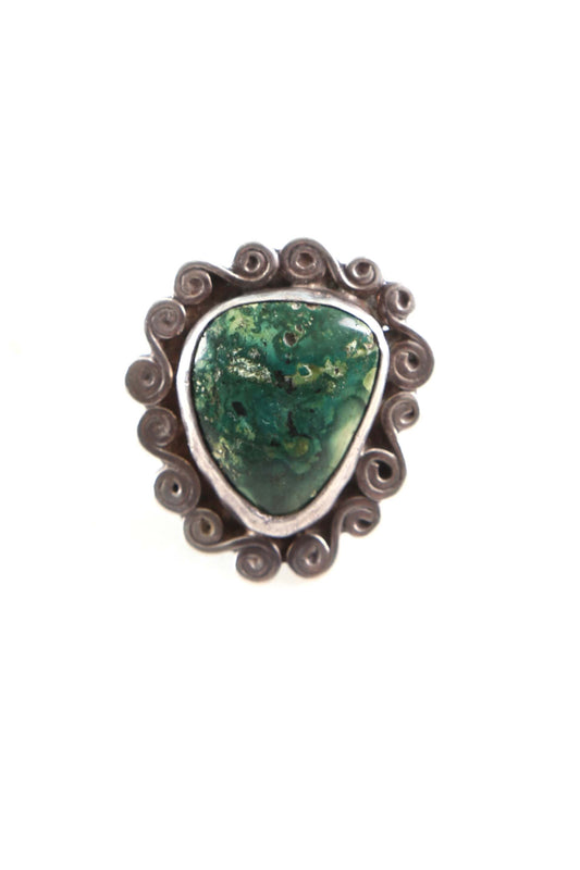 1960s Sterling and Malachite Ring (Size 6.25)
