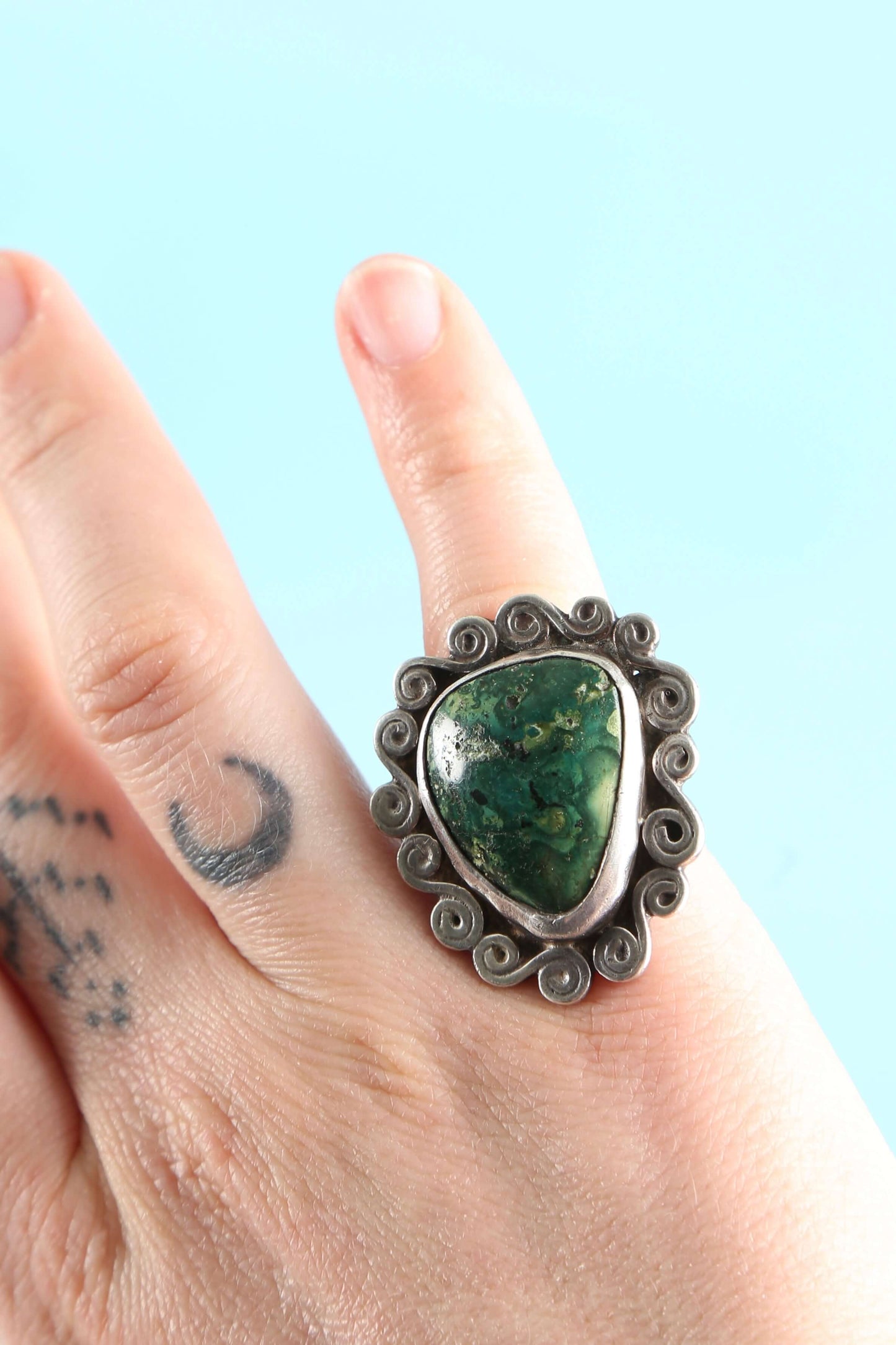 1960s Sterling and Malachite Ring (Size 6.25)