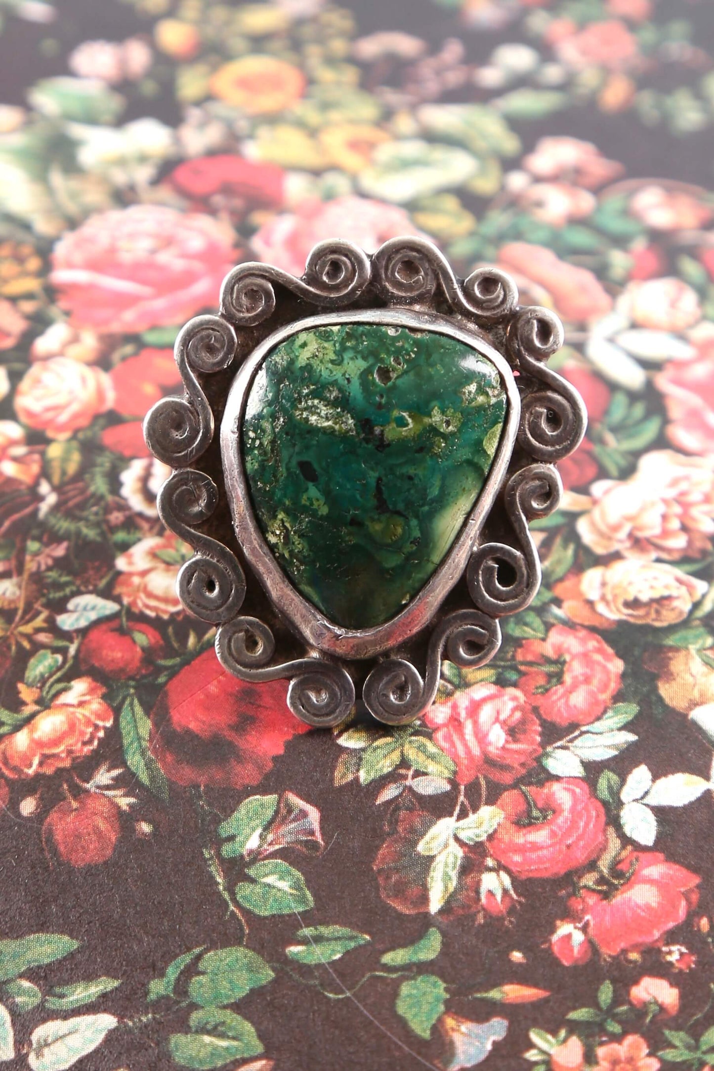 1960s Sterling and Malachite Ring (Size 6.25)