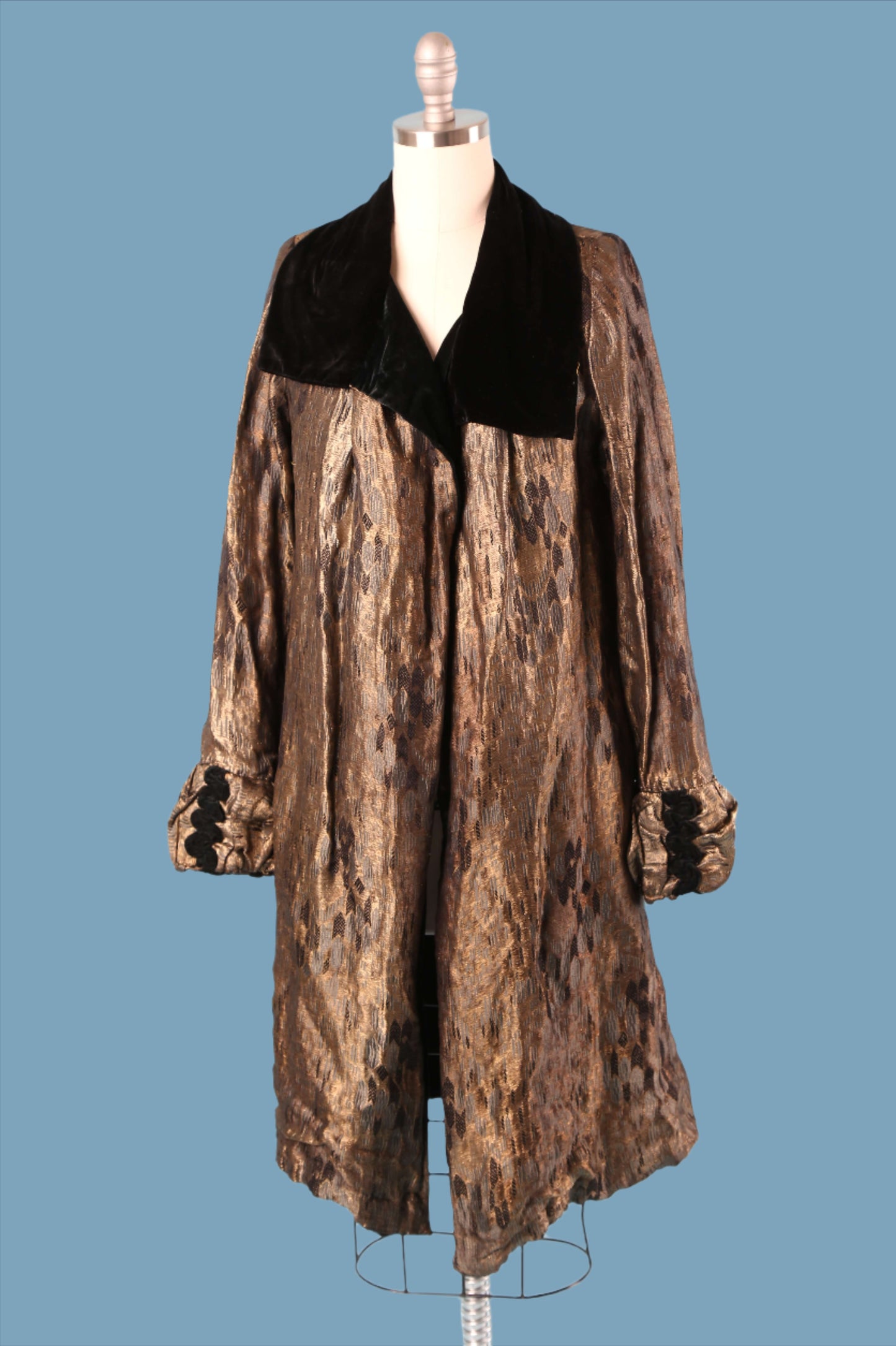 1920's RARE Museum Worthy Reversible Lamé Coat