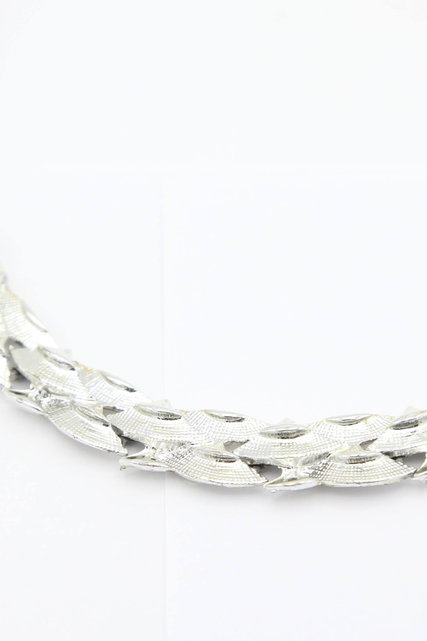 1960's Brushed Swirl Adjustable Choker