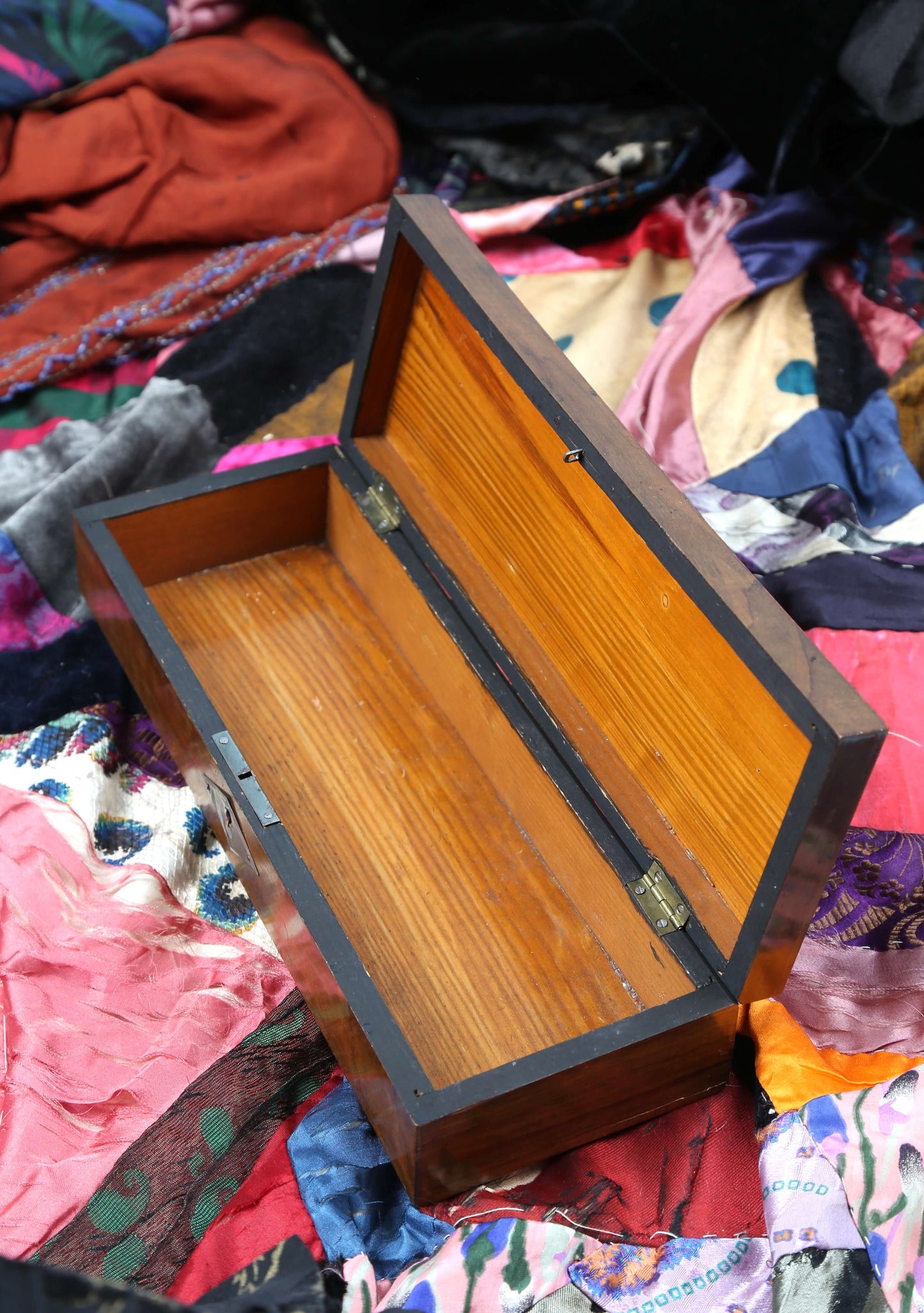 1920's Inlaid Wooden Glove Box